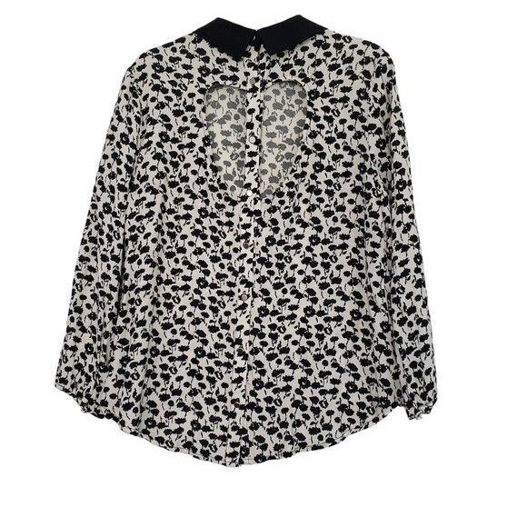 Forever 21 Long Sleeve Collared Blouse; Button Down in Back; Size Small - Picture 2 of 8